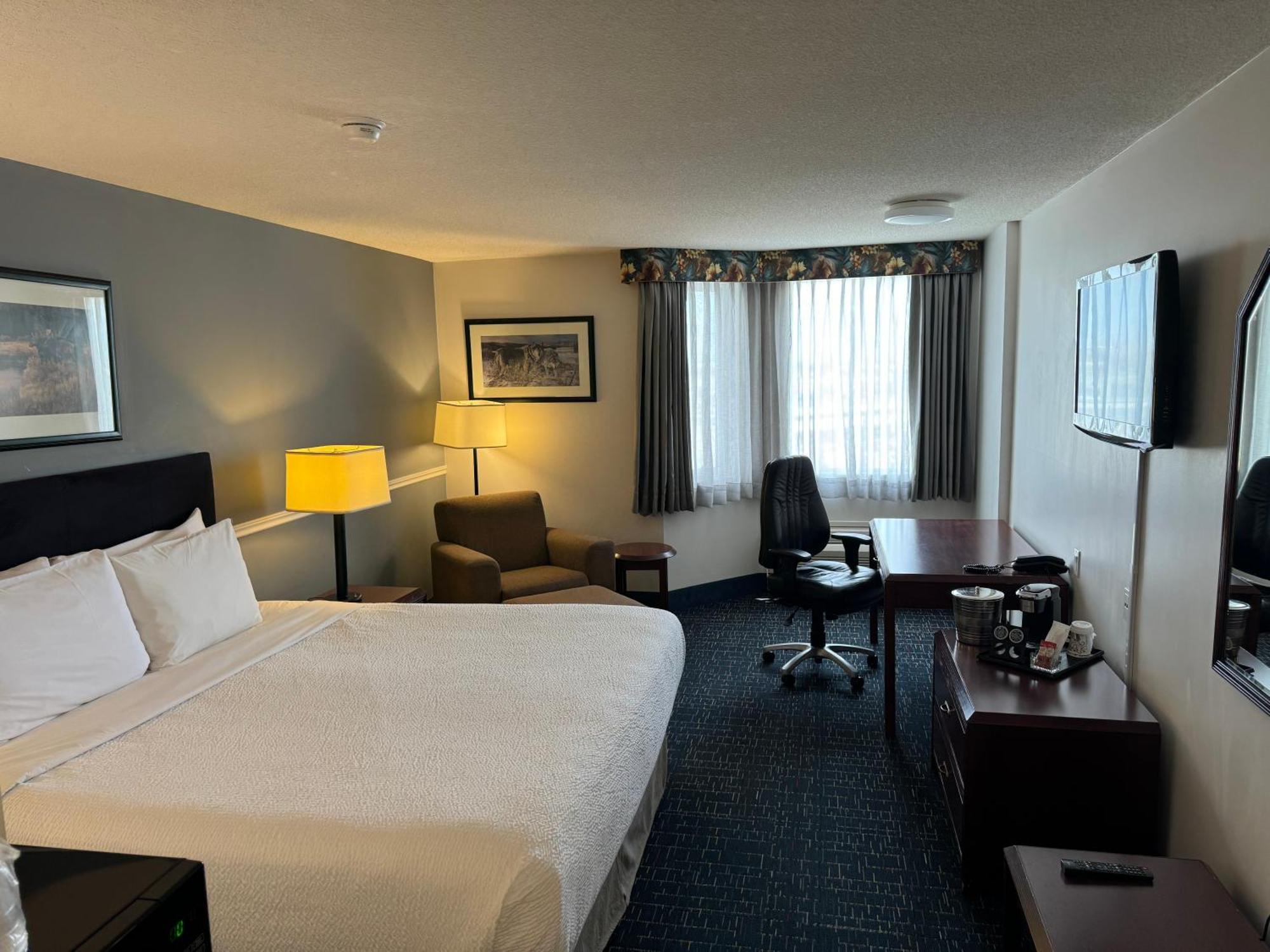 Hotel Divya Sutra Plaza And Conference Centre Airport Calgary