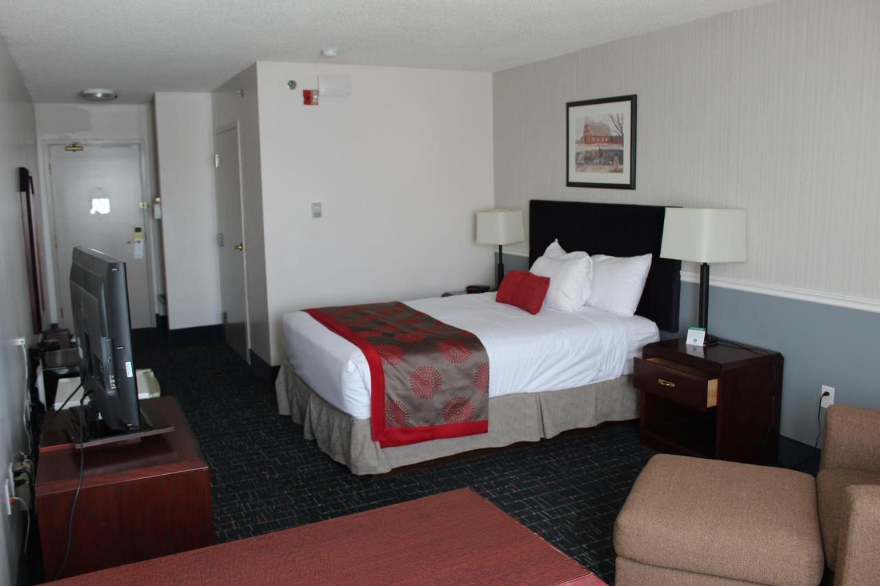 Divya Sutra Plaza And Conference Centre Airport 3*