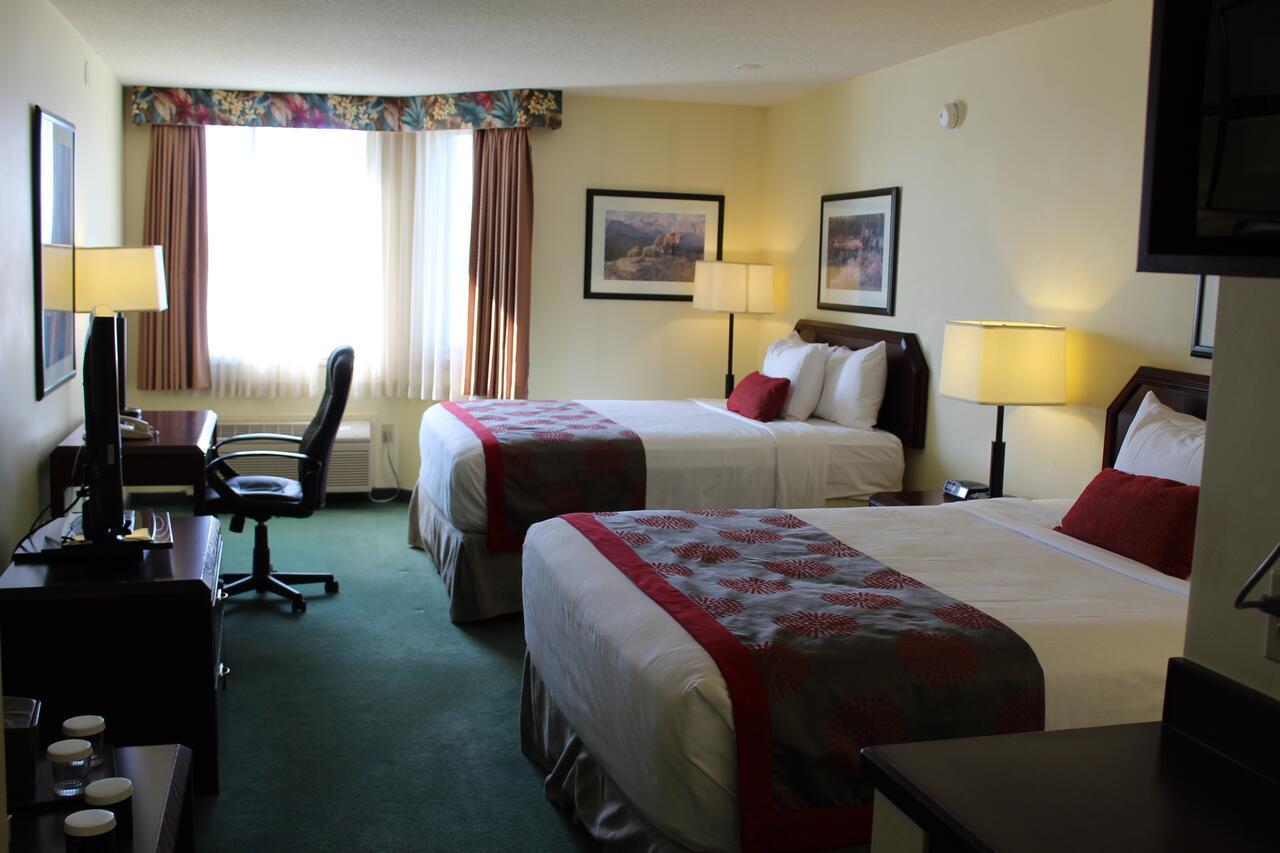 Divya Sutra Plaza And Conference Centre Airport 3* Calgary